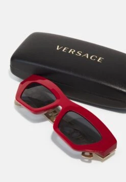Versace Occhiali Da SoleRed Donna Occhiali Da Sole 1VE51K035-G11 8 Versace Occhiali Da SoleRed Donna Occhiali Da Sole 1VE51K035-G11 -Accessories 06e06419e6f74f6fb8b9c48be15fb4f7