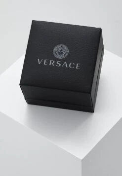 Versace Collana - Nero/Oro Tribute 11 Versace Collana - Nero/Oro Tribute -Accessories 0b9bf22c6e3642ecbc140fcb8d0aead1
