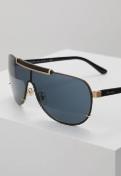 Versace Occhiali Da SoleGold-Coloured Uomo Occhiali Da Sole 1VE52K001-F11 8 Versace Occhiali Da SoleGold-Coloured Uomo Occhiali Da Sole 1VE52K001-F11 -Accessories 2fdbe54b406040d4bcd062e9bc22e87b