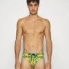 Versace Swim Vita Recycled Cocco BaroccoCostume Da BagnoGlacier Green/Black/Gold Uomo Moda Mare 1VE82H01T-M11