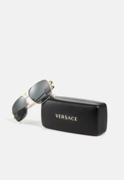 Versace UnisexOcchiali Da SoleBlack Uomo Occhiali Da Sole 1VE54K02Z-F11 -Accessories 3c819c8dbba14f6cb5d6a2bf1b1686f4