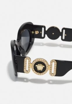 Versace Medusa BiggieOcchiali Da SoleBlack Donna Occhiali Da Sole 1VE51K02V-Q11 -Accessories 3f58abf4dfbd41fdad2b8026f37e88bf