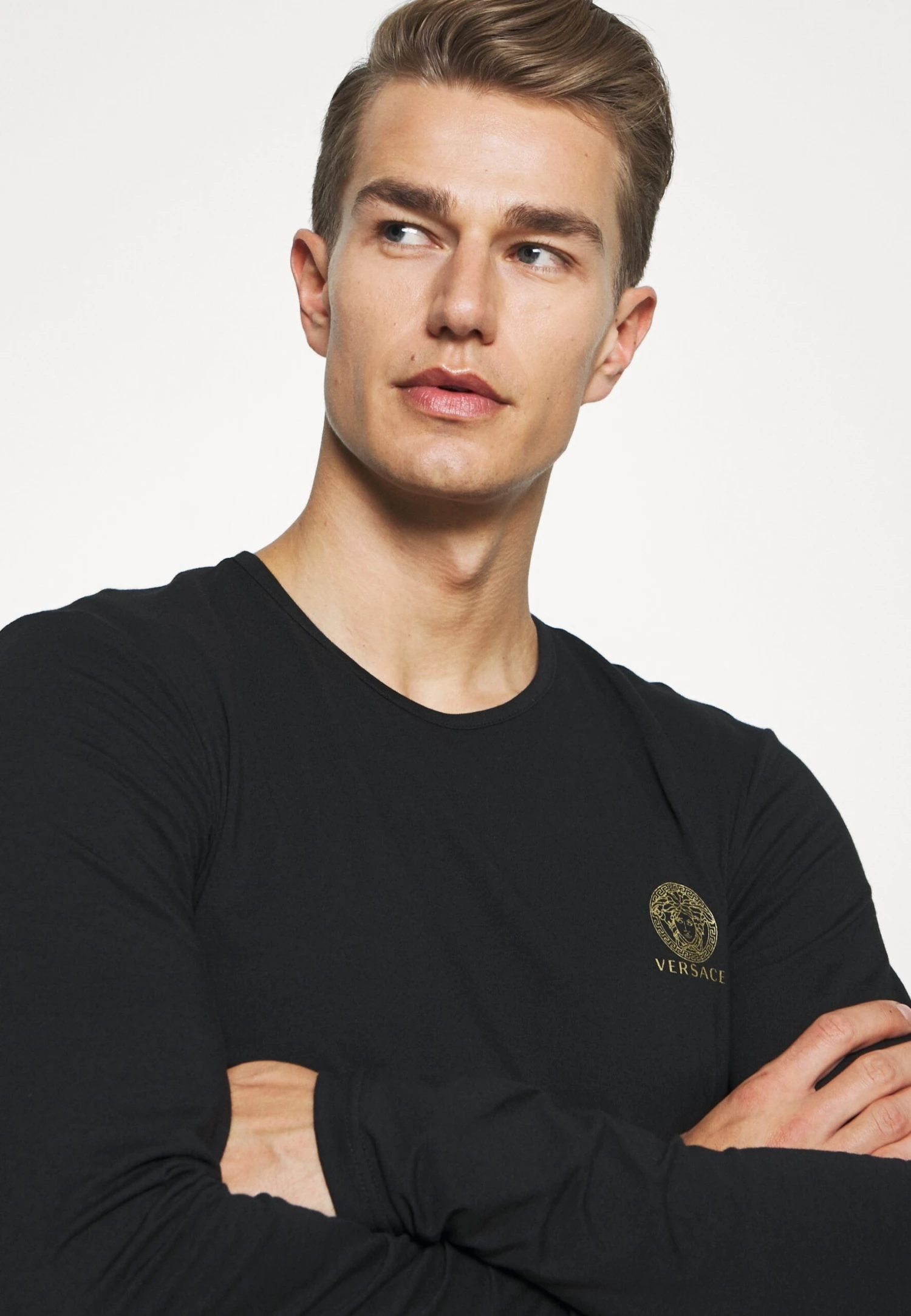 Versace Girocollo Intimo UomoMaglia Del PigiamaNero Uomo Per La Notte 1VE82N008-Q11 4 Versace Girocollo Intimo UomoMaglia Del PigiamaNero Uomo Per La Notte 1VE82N008-Q11 - immagine 4