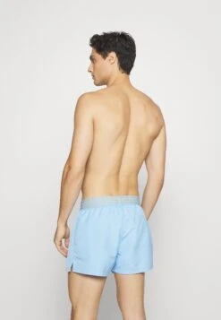 Versace Swim BoxerShorts Da MareSummer Sky Blu/Gold-Coloured Uomo Moda Mare 1VE82H01U-K11 -Accessories 4e52eff369074c2f9858b847f69ec469