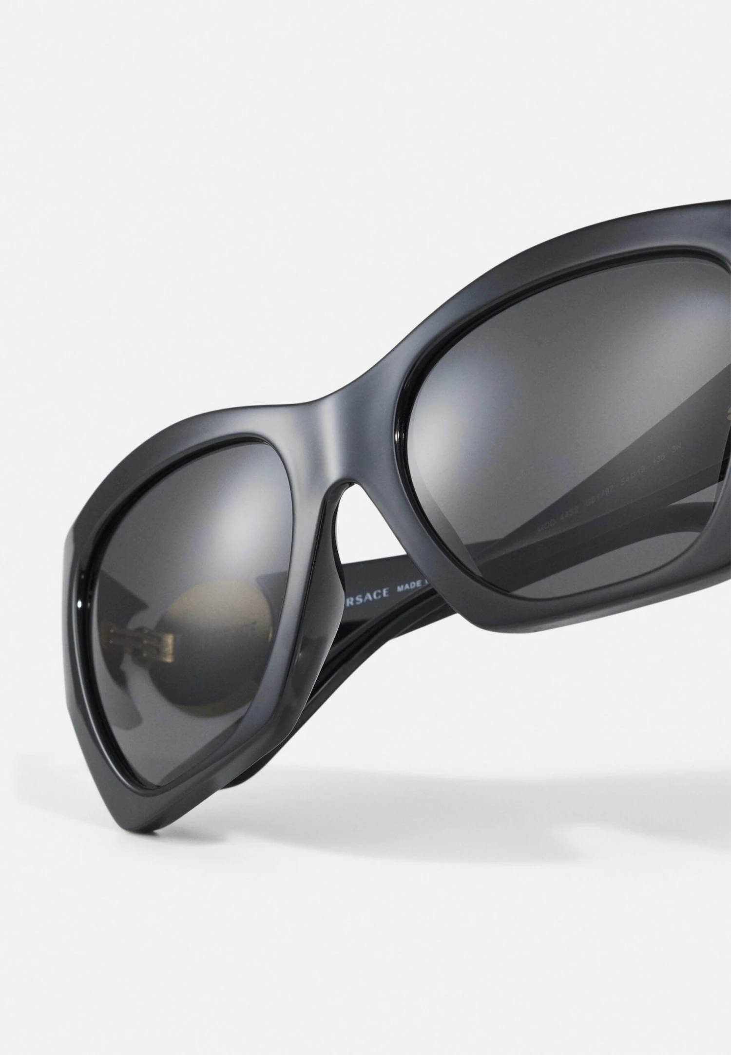 Versace Occhiali Da SoleBlack Donna Occhiali Da Sole 1VE51K03G-Q11 5 Versace Occhiali Da SoleBlack Donna Occhiali Da Sole 1VE51K03G-Q11 - immagine 5