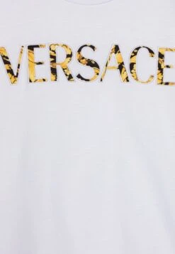 Versace Ricamo Logo Barocco Kids UnisexT-Shirt Con StampaBianco/Nerooro Bambini T-shirt & Top 1VE26G033-A11 5 Versace Ricamo Logo Barocco Kids UnisexT-Shirt Con StampaBianco/Nerooro Bambini T-shirt & Top 1VE26G033-A11 -Accessories 5a2922d0e21040aabe3aae049c4b9cdd
