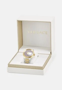 Medusa Infinite GentOrologioBordeaux Uomo Orologi VEF52M04J-D11 8 Medusa Infinite GentOrologioBordeaux Uomo Orologi VEF52M04J-D11 -Accessories 5cae84de06c346c589f7d9c557c14fee