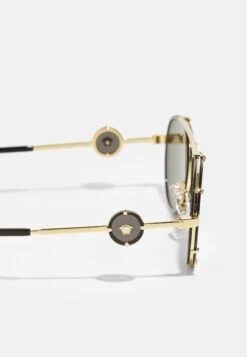 Versace Set UnisexOcchiali Da SoleBlack Donna Occhiali Da Sole 1VE54K01A-Q11 9 Versace Set UnisexOcchiali Da SoleBlack Donna Occhiali Da Sole 1VE54K01A-Q11 -Accessories 662264916c024ef4b7136c923d3cd53e