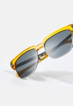 Versace UnisexOcchiali Da SoleTransparent Yellow Uomo Occhiali Da Sole 1VE54K032-A11 -Accessories 6708cdc514334974acc0434bc1b7b357