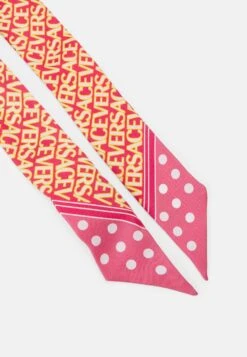 Versace Bandeaux Bio La Vacanza LogomaniaFoulardFuxia/Pink Donna Sciarpe 1VE51G02L-J11 5 Versace Bandeaux Bio La Vacanza LogomaniaFoulardFuxia/Pink Donna Sciarpe 1VE51G02L-J11 -Accessories 82473a06857f497e946157e578c999b0