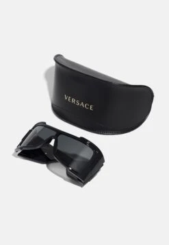 Versace Rock IconsOcchiali Da SoleBlack Donna Occhiali Da Sole 1VE51K03L-Q11 7 Versace Rock IconsOcchiali Da SoleBlack Donna Occhiali Da Sole 1VE51K03L-Q11 -Accessories 889b27d73f3f4e04bf336601623228cd