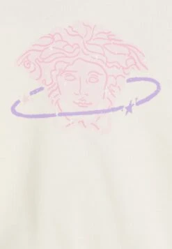 Versace Baby Tracksuit Medusa LogoTutaBianco/Rosa Bambini Tute E Set 1VE23D00B-A11 7 Versace Baby Tracksuit Medusa LogoTutaBianco/Rosa Bambini Tute E Set 1VE23D00B-A11 -Accessories 9cb21f259e094e2880d49d4daf32f61b