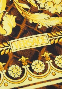 Versace Triangle Foulard UnisexFoulardCaramel/Black/Gold Uomo Foulard E Sciarpe 1VE54G01J-Q11 -Accessories ac5a35eedf2e420d8a08d32b078f0778