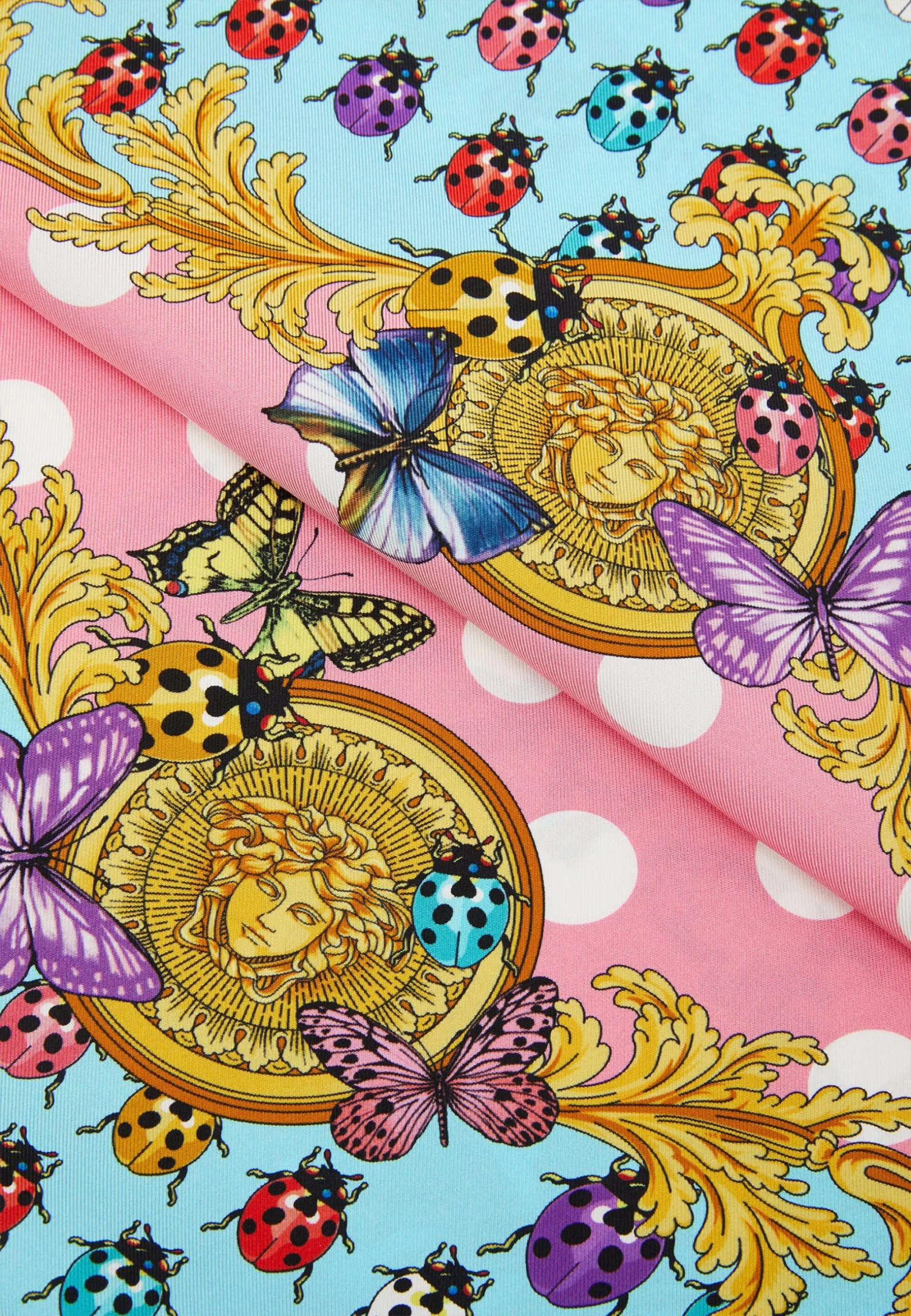 Versace Foulard La Vacanza /Ladybugprint Bio FoulardPink/Light Blue Donna Sciarpe 1VE51G02K-T11 3 Versace Foulard La Vacanza /Ladybugprint Bio FoulardPink/Light Blue Donna Sciarpe 1VE51G02K-T11 - immagine 3