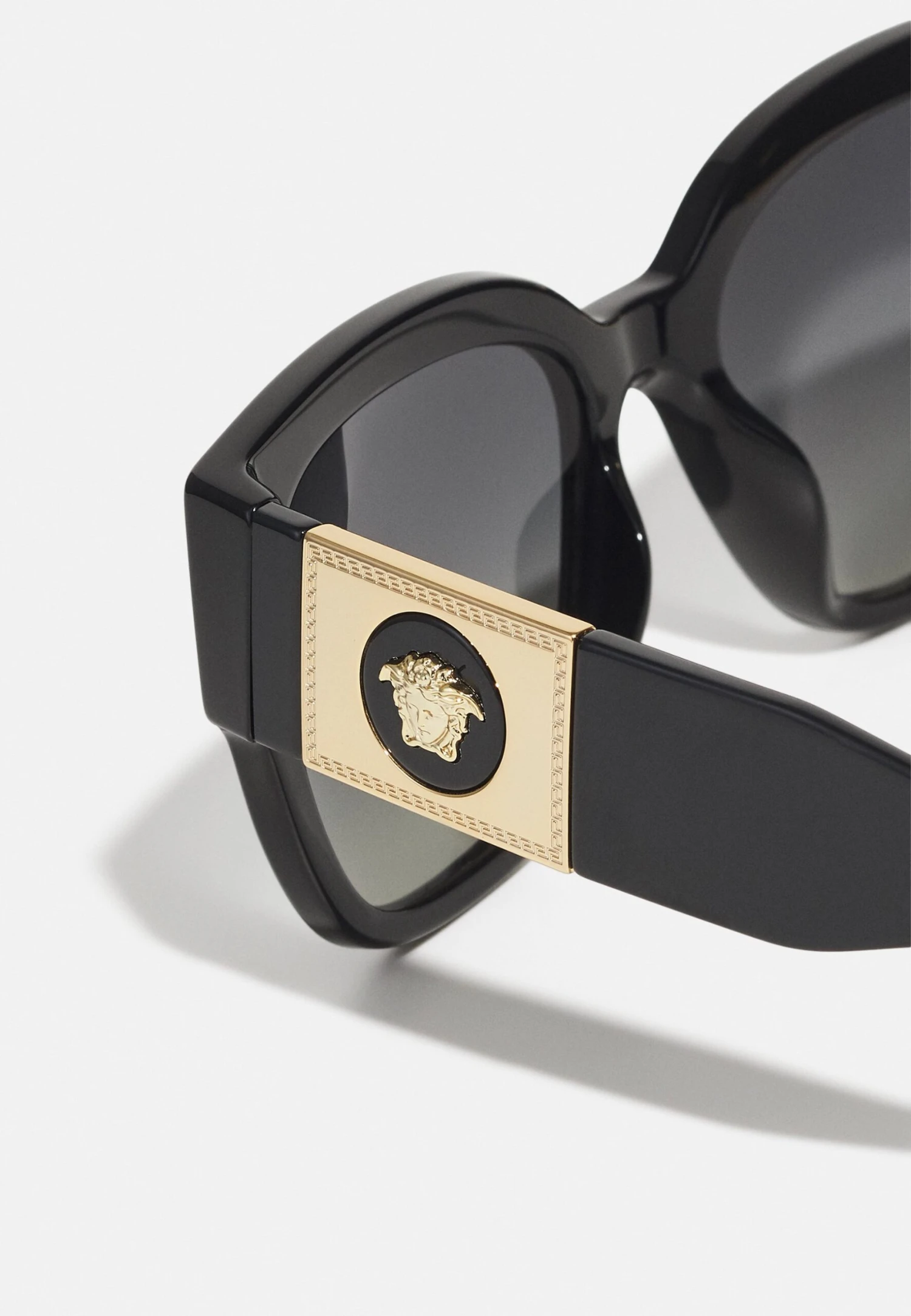 Versace Occhiali Da SoleBlack Donna Occhiali Da Sole 1VE51K03C-Q11 4 Versace Occhiali Da SoleBlack Donna Occhiali Da Sole 1VE51K03C-Q11 - immagine 4
