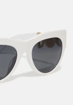 Versace Occhiali Da SoleWhite Donna Occhiali Da Sole 1VE51K03A-A12 9 Versace Occhiali Da SoleWhite Donna Occhiali Da Sole 1VE51K03A-A12 -Accessories b76990138ea14d7caff5fac21a6a3816
