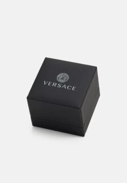 Versace UnisexAnelloGold-Coloured Uomo Gioielli 1VE54L06F-F11 -Accessories b822a17dc4f04359b63716f46f0b04d2