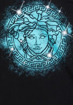 Versace Stampa Medusa UnisexMaglietta A Manica LungaNero/Azzurro Bambini T-shirt & Top 1VE26G02Z-Q12 5 Versace Stampa Medusa UnisexMaglietta A Manica LungaNero/Azzurro Bambini T-shirt & Top 1VE26G02Z-Q12 -Accessories b8ddbb77e56f4cff9c57e002d5583030