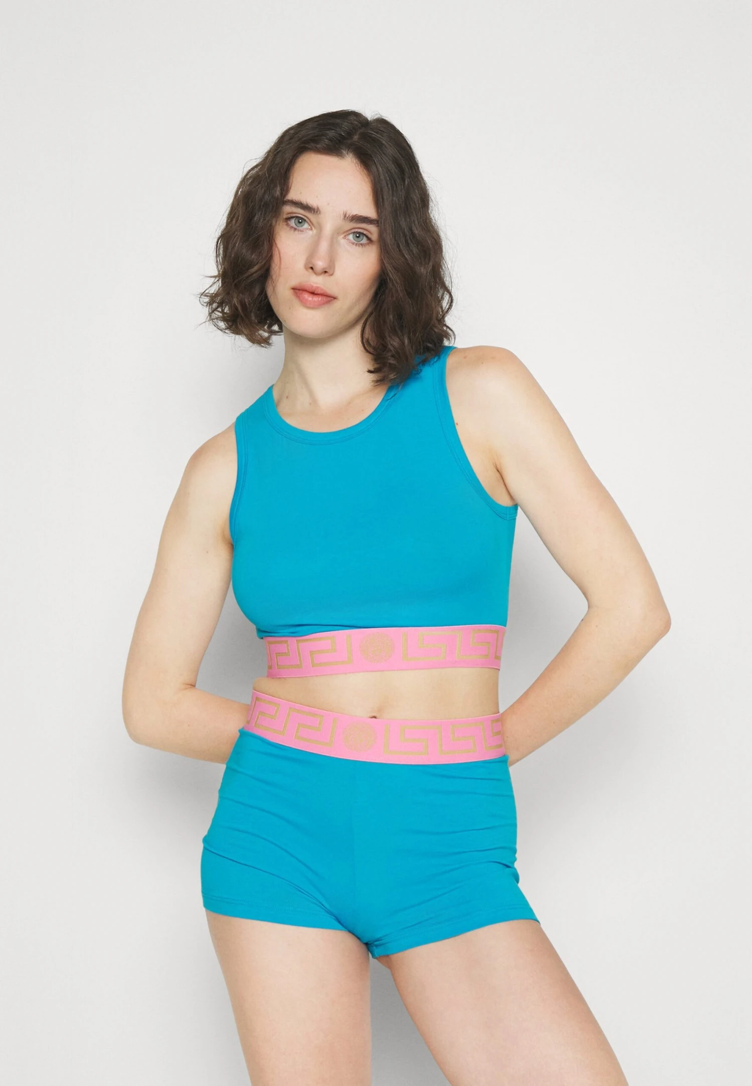 Versace Underwear Tank TopBustinoMediterranean Blue/Flamingo Donna Intimo 1VE81A01X-K11 2 Versace Underwear Tank TopBustinoMediterranean Blue/Flamingo Donna Intimo 1VE81A01X-K11 - immagine 2