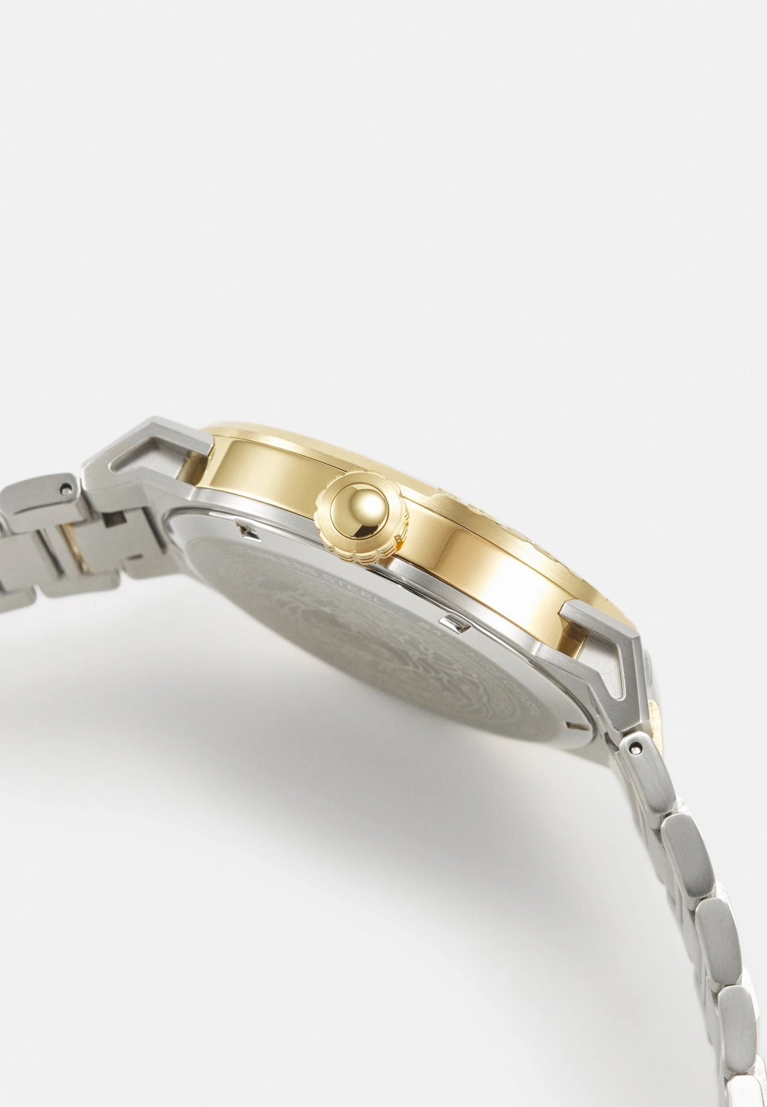 Medusa Infinite GentOrologioBordeaux Uomo Orologi VEF52M04J-D11 3 Medusa Infinite GentOrologioBordeaux Uomo Orologi VEF52M04J-D11 - immagine 3