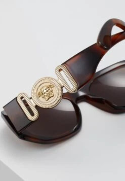 Versace Biggie Unisex - Occhiali Da Sole - Havana 11 Versace Biggie Unisex - Occhiali Da Sole - Havana -Accessories d038669ca4574d7f91be76c66512da13