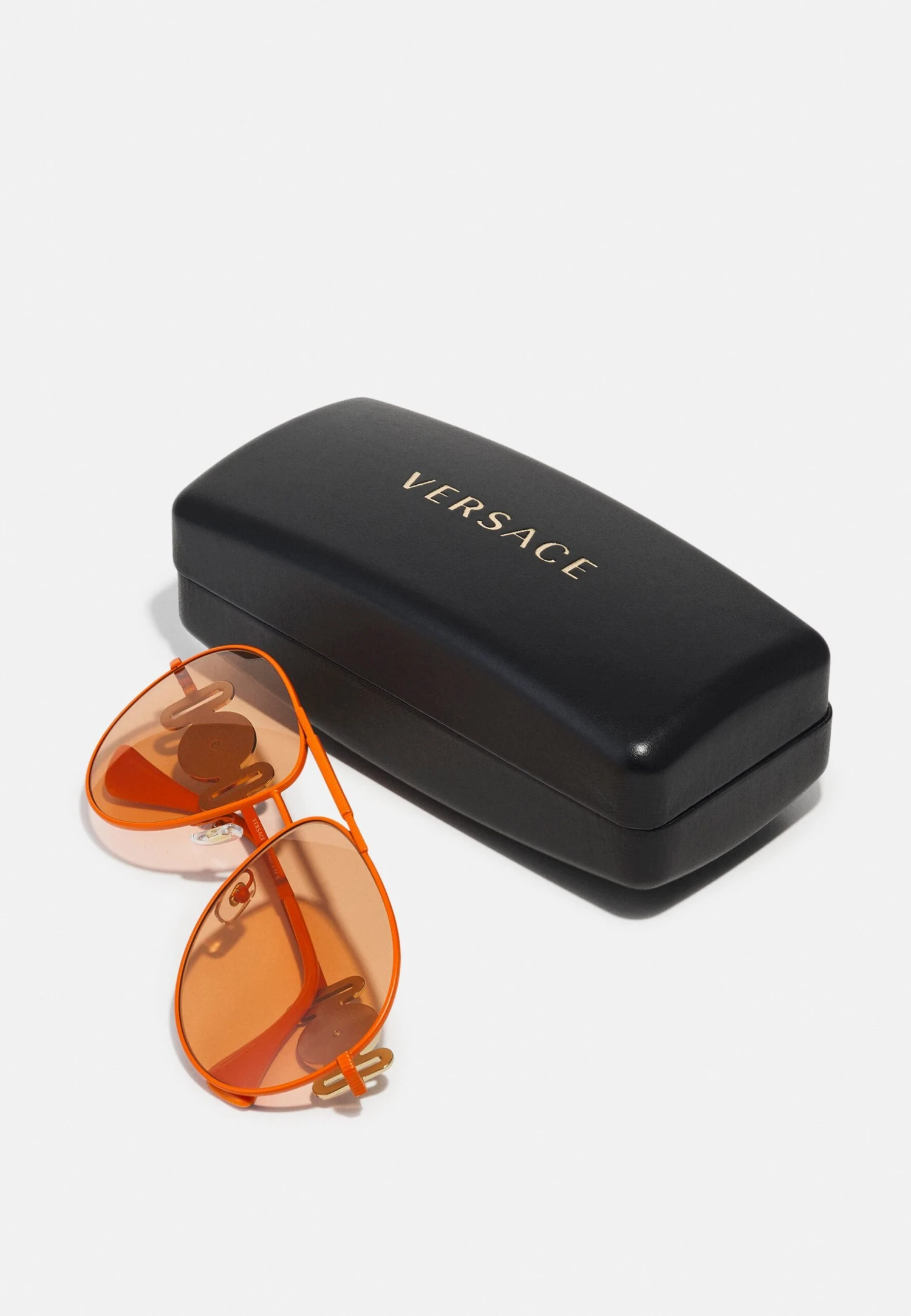 Versace UnisexOcchiali Da SoleMatte Orange Donna Occhiali Da Sole 1VE54K028-H11 4 Versace UnisexOcchiali Da SoleMatte Orange Donna Occhiali Da Sole 1VE54K028-H11 - immagine 4