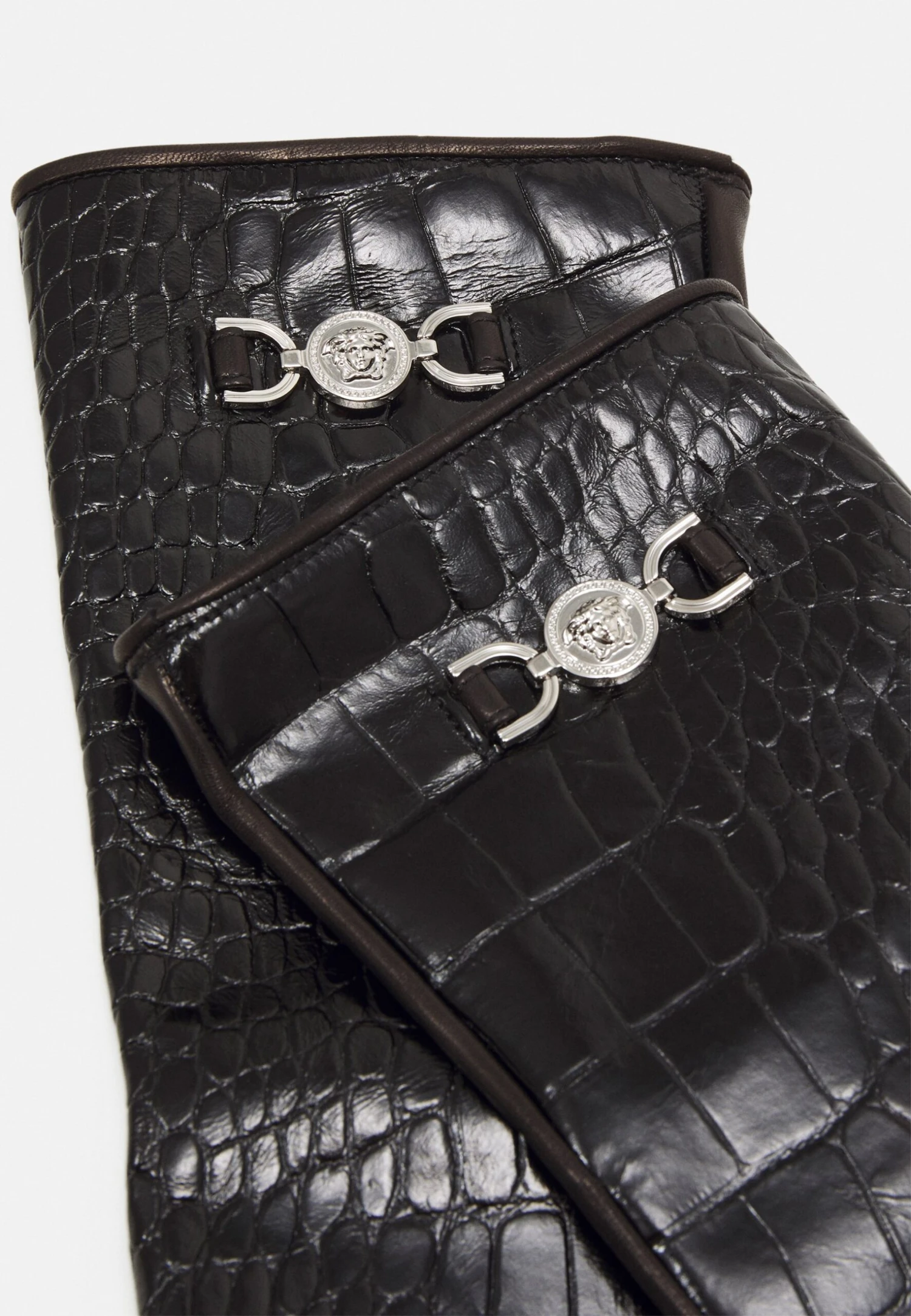 Versace GuantiBlack Donna Guanti 1VE51A00H-Q11 4 Versace GuantiBlack Donna Guanti 1VE51A00H-Q11 - immagine 4