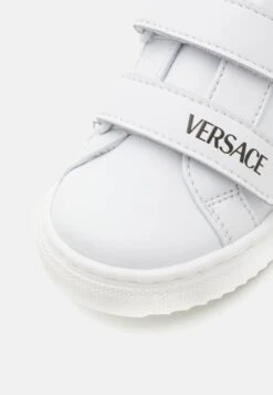 Versace UnisexSneakers BasseWhite/Black Bambini Sneakers 1VE16D011-A11 11 Versace UnisexSneakers BasseWhite/Black Bambini Sneakers 1VE16D011-A11 -Accessories f399ee89d2b94736af2b1746da5ded4f